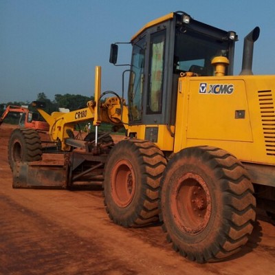 雙鋼輪壓路機與挖掘機租賃市場指南 中國工程機械租賃網服務詳解